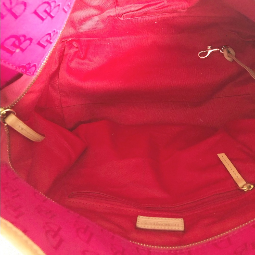 Pink Handbag - Picture 7 of 7